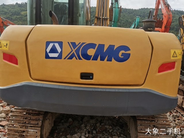 徐工 XE80D 挖掘机