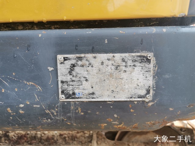 徐工 XE80D 挖掘机