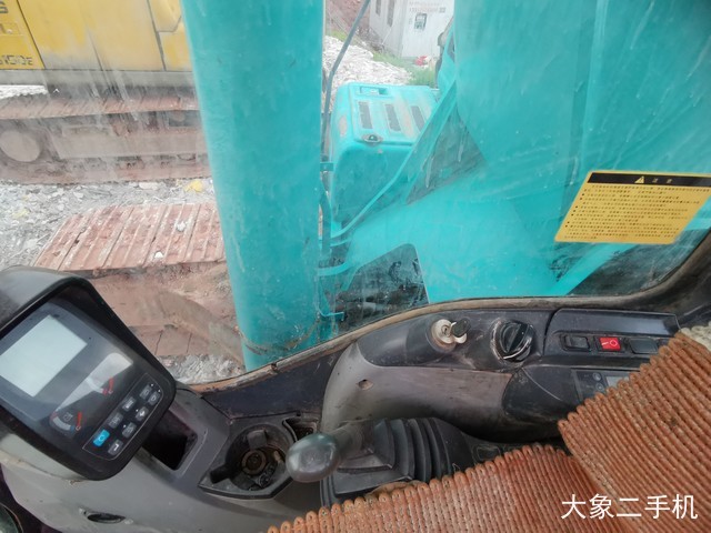 神钢 SK350LC-8 挖掘机