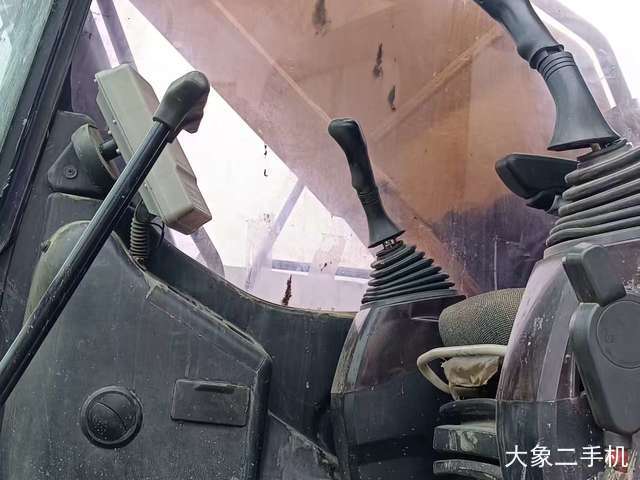 三一重工 SY205C-9 挖掘机