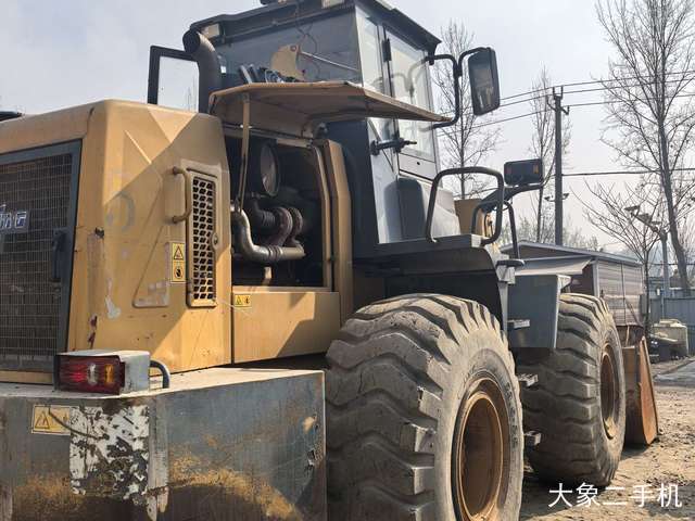 龙工 LG853 装载机