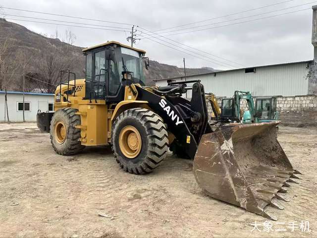 三一重工 SYL958 装载机