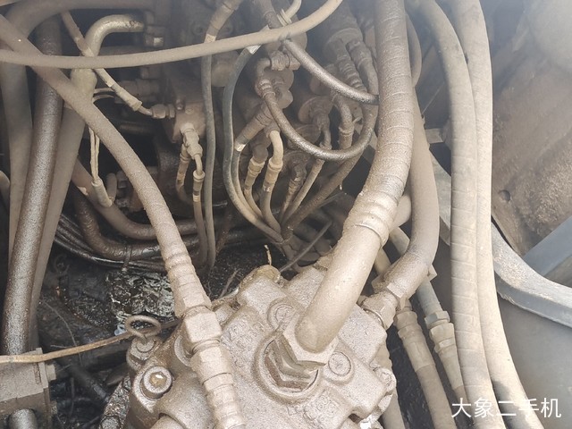 住友 SH210-5 挖掘机