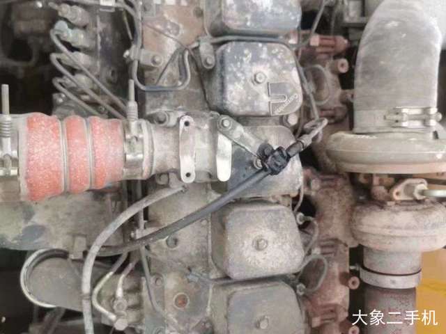 现代 R225-7 挖掘机