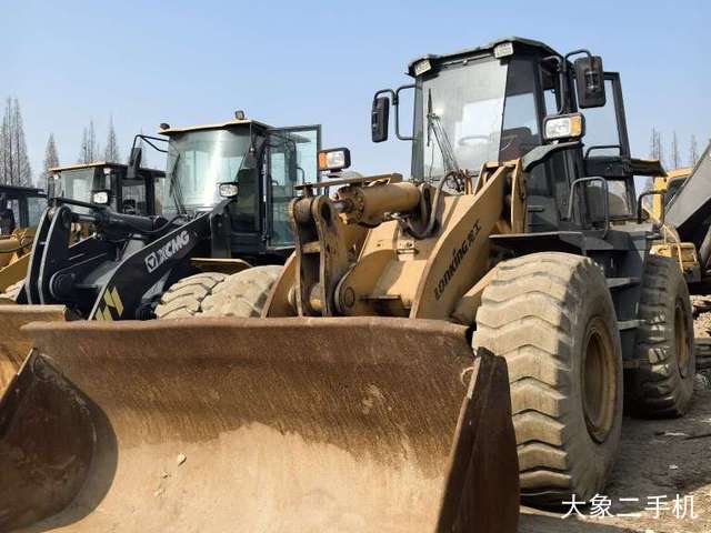 龙工 LG853 装载机