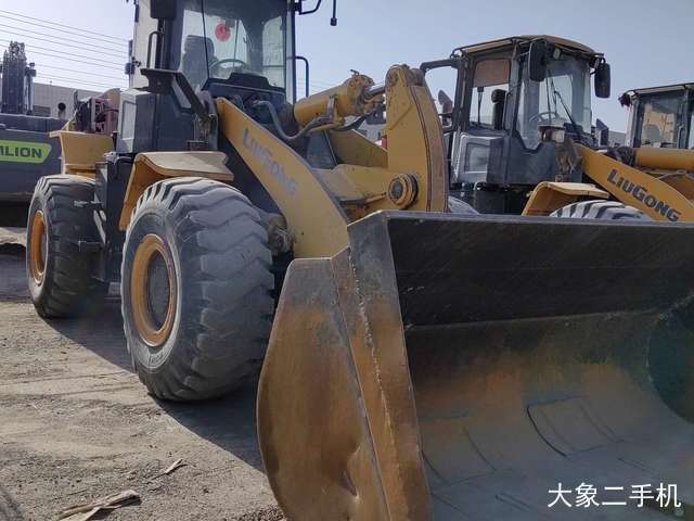 柳工 CLG855N 装载机