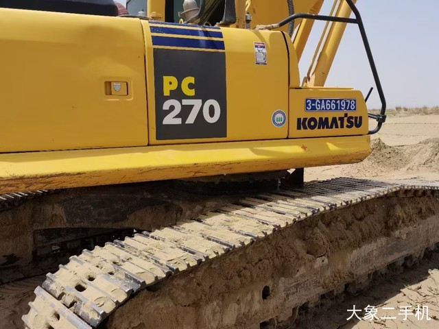 小松 PC240LC-8M0 挖掘机