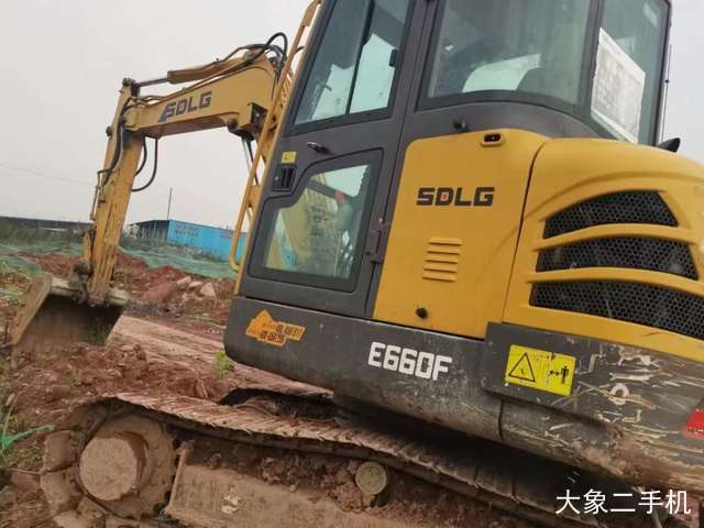 山东临工 60 挖掘机