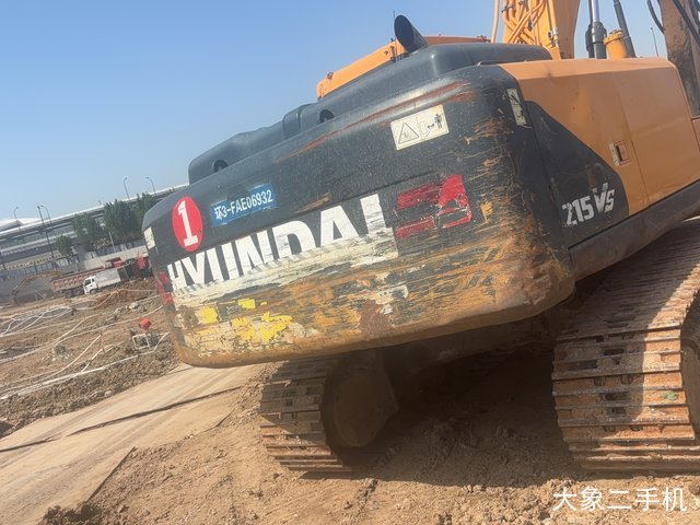 现代 215LVS 挖掘机