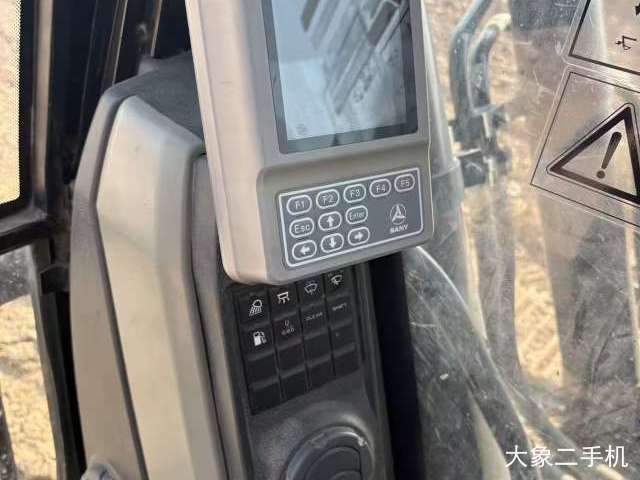 三一重工 SY305H 挖掘机