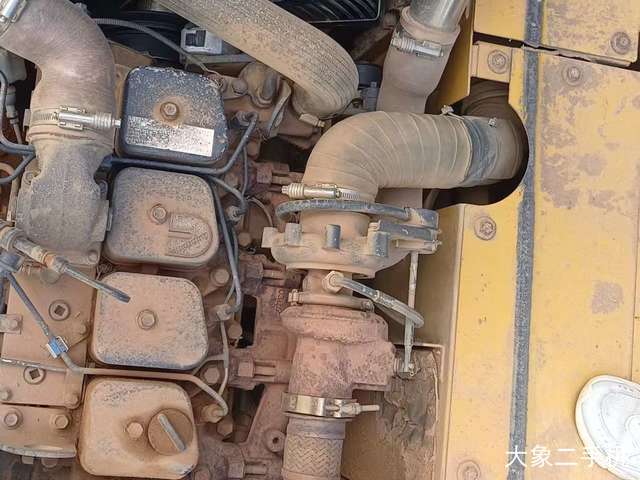 徐工 XE150D 挖掘机