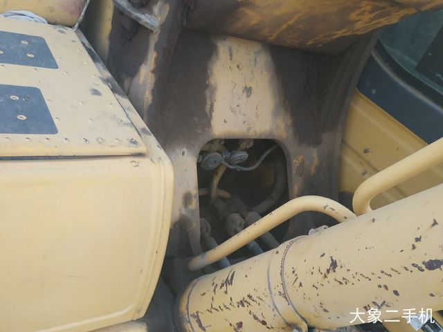 小松 PC220-8 挖掘机