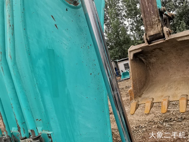 神钢 SK250 挖掘机
