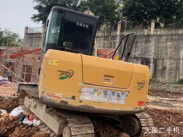 三一重工 SY75C 挖掘机