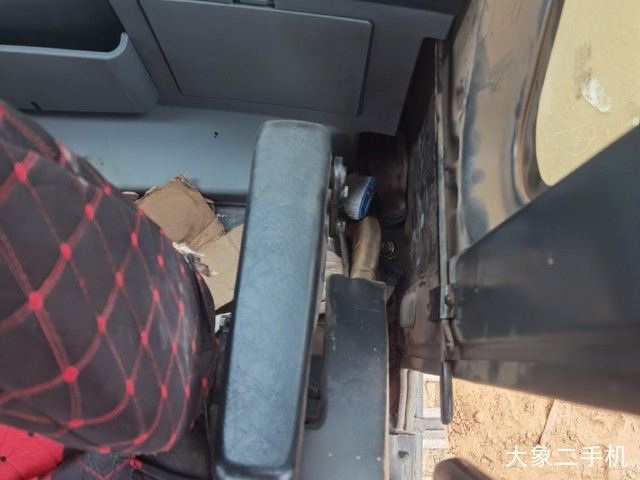 神钢 SK350LC-8 挖掘机