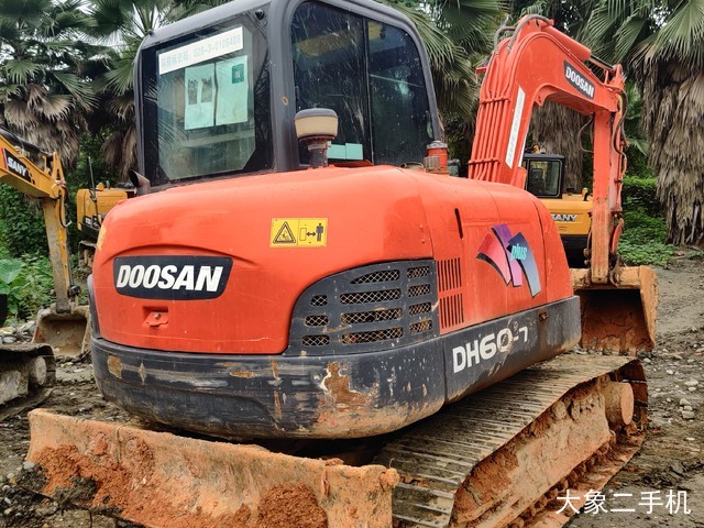 斗山 DH60-7 挖掘机