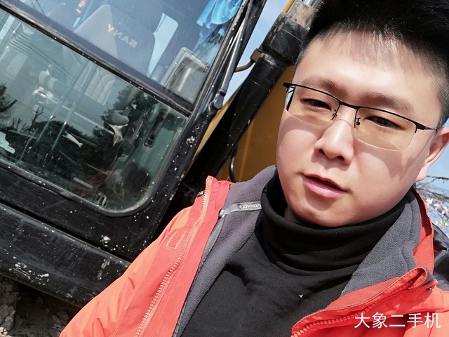 三一重工 SY135C 挖掘机