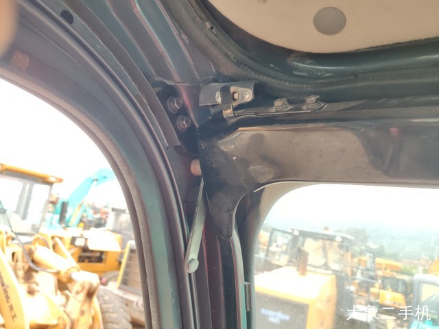 神钢 SK350LC-8 挖掘机