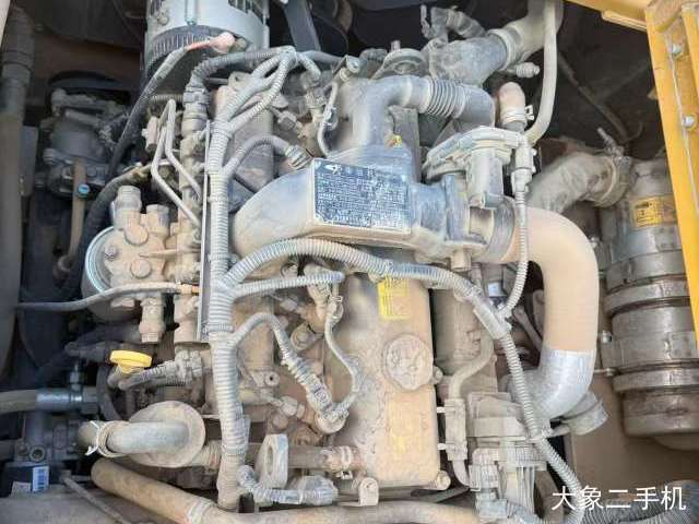 山东临工 E7150F 挖掘机