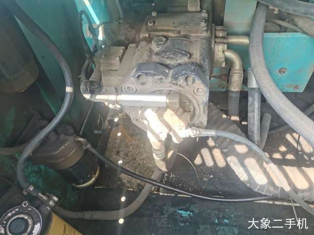 神钢 SK250LC-8 挖掘机