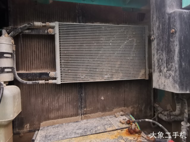 神钢 SK250 挖掘机
