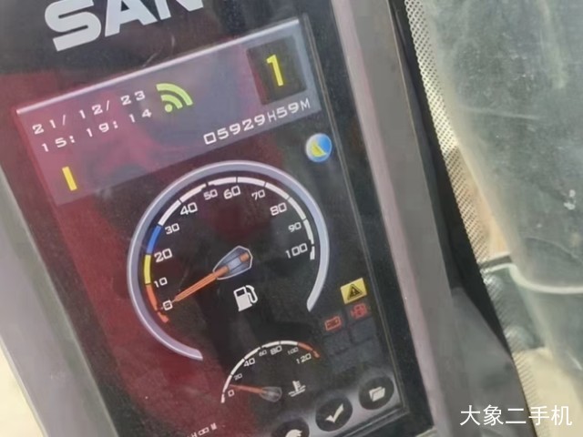 三一重工 SY485H-10 挖掘机