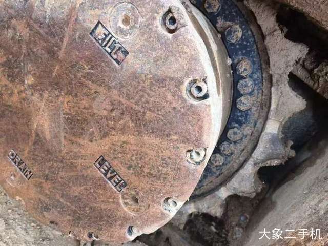 三一重工 SY215C 挖掘机