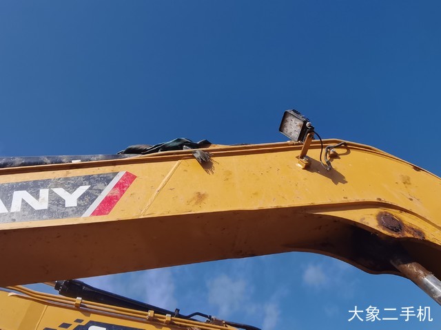三一重工 SY75C 挖掘机
