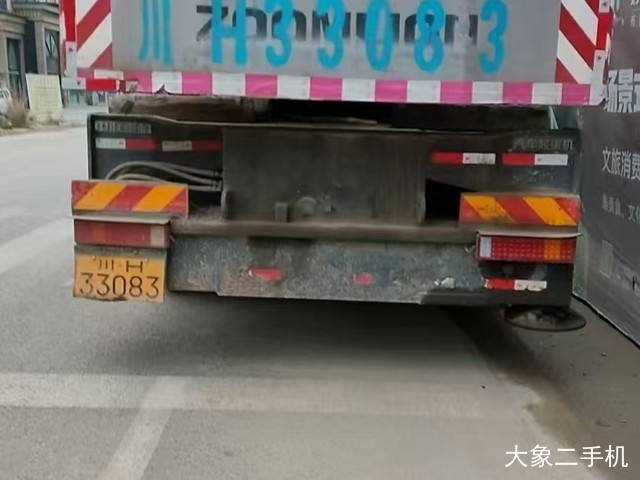 中联重科 ZTC200V 起重机