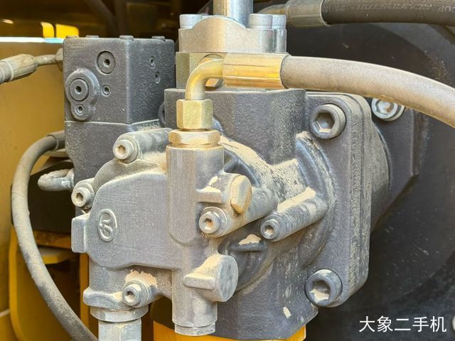 柳工 CLG9075E 挖掘机