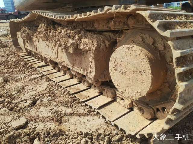 徐工 XE135D 挖掘机