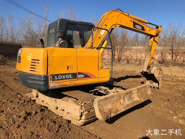 雷沃重工 FR80-7 挖掘机