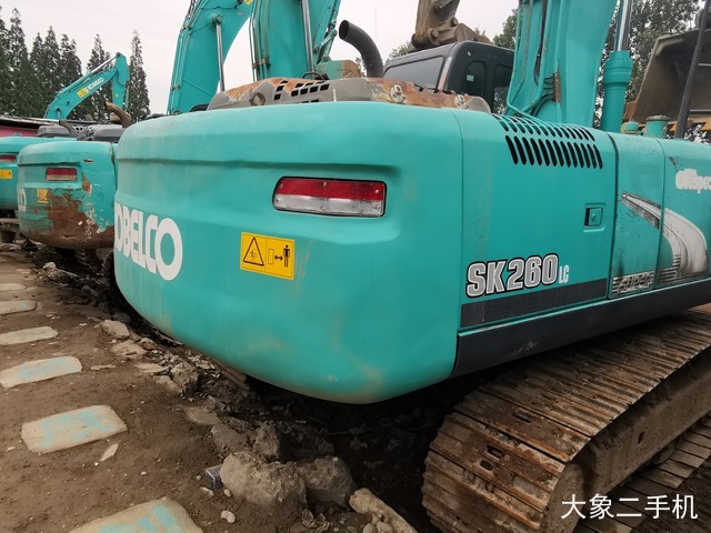 神钢 SK250 挖掘机