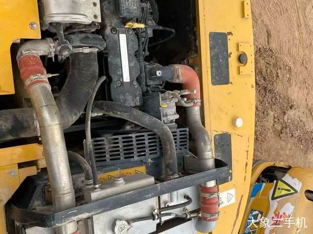 徐工 XE200DA 挖掘机