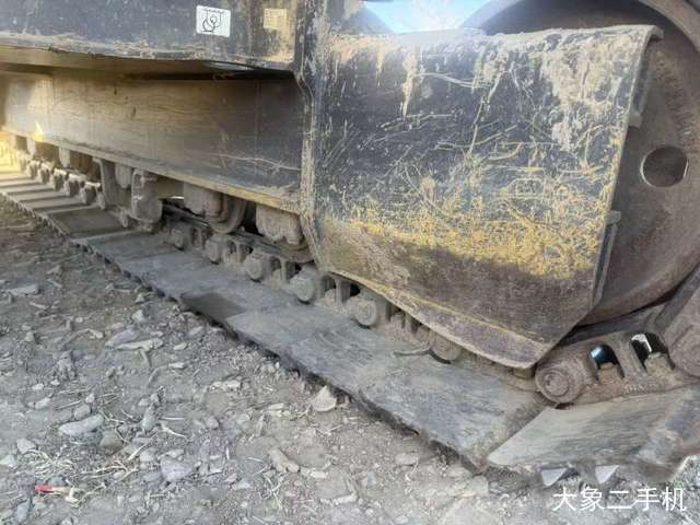 山东临工 E6135F 挖掘机