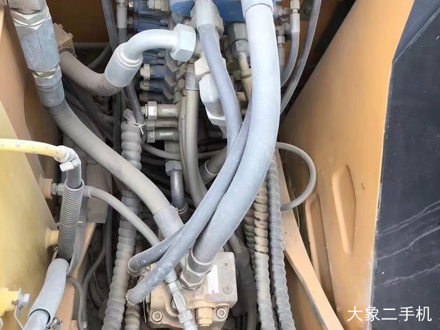 雷沃重工 FR80-7 挖掘机