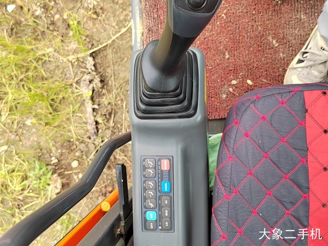 斗山 DX60E-9C 挖掘机
