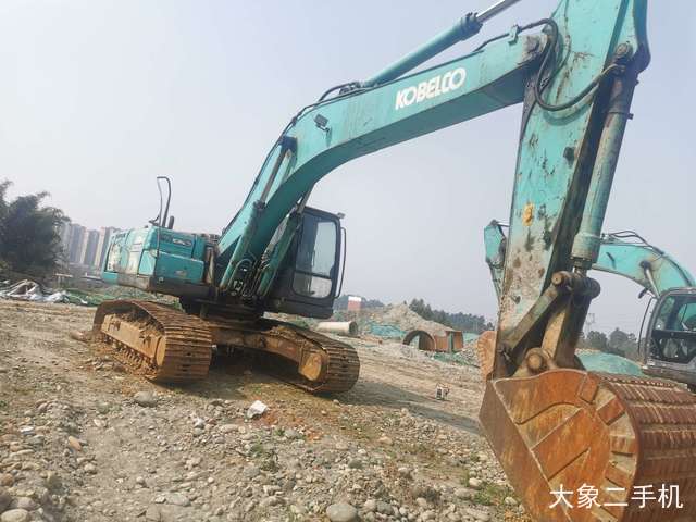 神钢 SK250LC-8 挖掘机