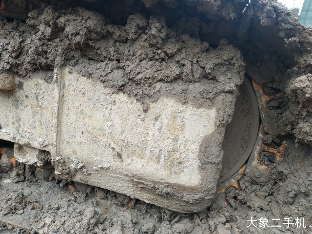 现代 R150LC-9 挖掘机