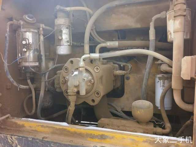 山东临工 E6250F 挖掘机