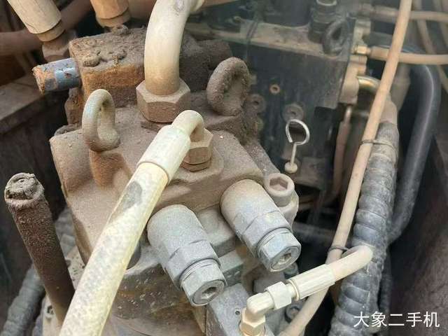 徐工 XE200D 挖掘机