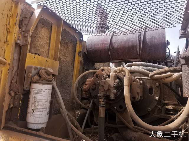 加藤 HD820 挖掘机