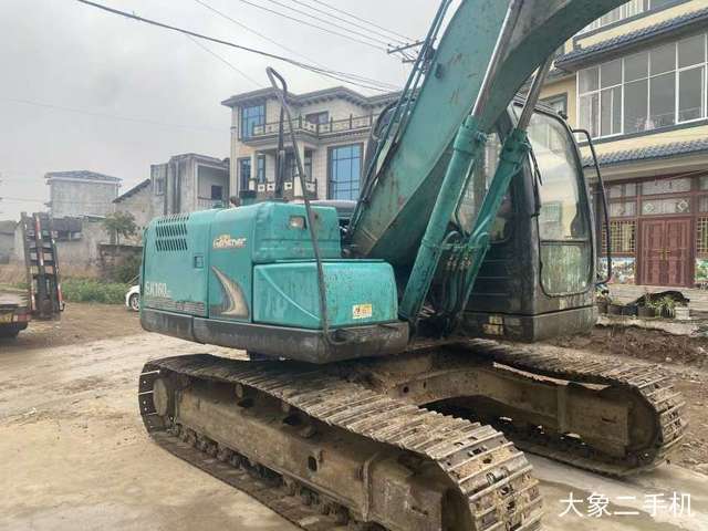 神钢 SK140LC 挖掘机