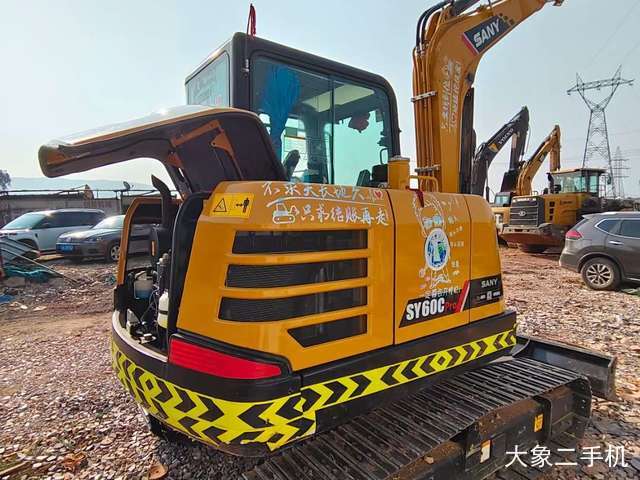 三一重工 SY60C 挖掘机