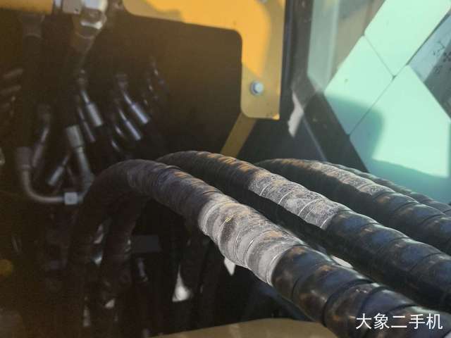 徐工 XE75G 挖掘机