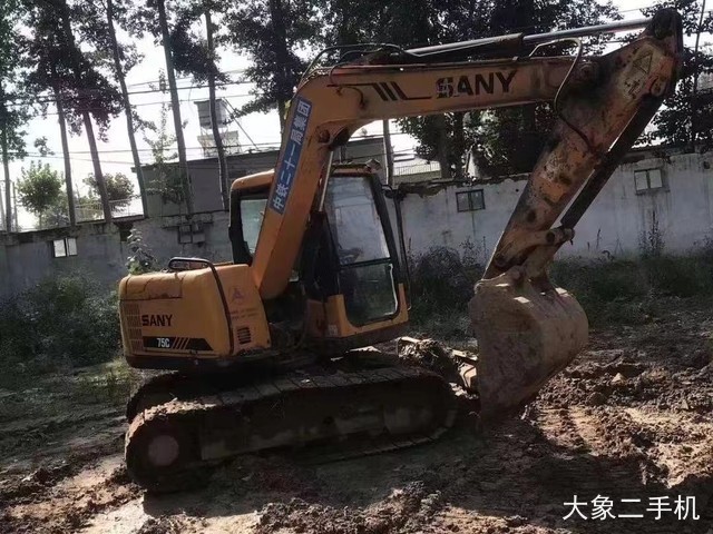 三一重工 SY75C-8 挖掘机