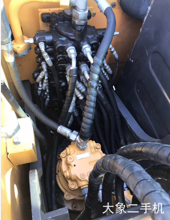 三一重工 SY75C-10 挖掘机