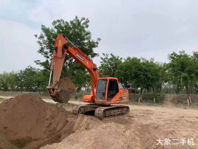 斗山 DH150-7 挖掘机