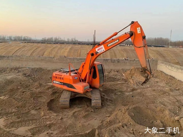 斗山 DH150-7 挖掘机