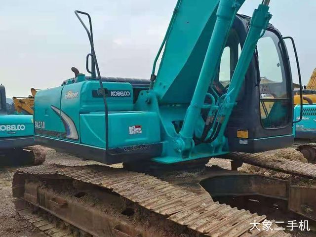 神钢 SK210LC-8 挖掘机